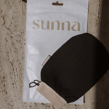 Load image into Gallery viewer, Sunna: Buff Me Exfoliating Mitt